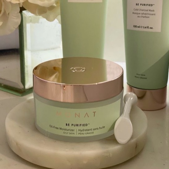 Monat Be Purified™ oil free Moisturizer - Picture 5 of 6